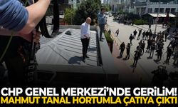 CHP Genel Merkezi’nde Gerilim! Mahmut Tanal hortumla çatıya çıktı