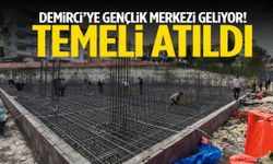 Demirci’ye gençlik merkezi geliyor! Temeli atıldı