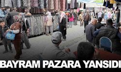 Gördes pazarında bayram hareketliliği... Esnafın yüzü güldü