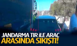 Jandarma tır ile araç arasında sıkıştı!