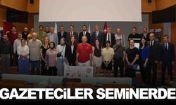 Manisa Medya Akademisi’nde dezenformasyon ve yerel gazetecilik konuşuldu