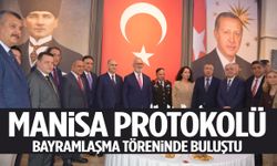 Manisa protokolü bayramlaşma töreninde buluştu