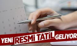 AK Parti sunacak… Yeni resmi tatil geliyor!