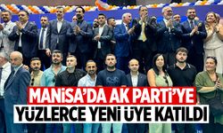 AK Parti’den Manisa’da gövde gösterisi! Yüzlerce yeni üye katıldı...