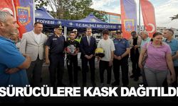 Emniyet ve jandarma işbirliğiyle sürücülere kask dağıtıldı
