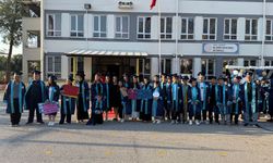 84 öğrenci mezuniyet sevinci yaşadı