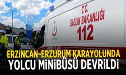 Erzincan-Erzurum karayolunda yolcu minibüsü devrildi: Yaralılar var...