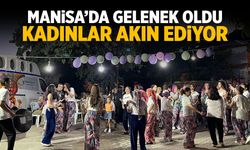Şehzadeler'de gelenek haline geldi! Kadınlar akın ediyor...