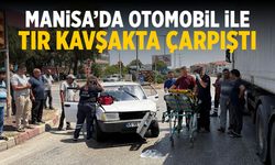 Otomobil ile tır kavşakta çarpıştı