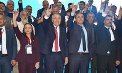 Nurullah Savaş’ın A Takımı: MHP Manisa Yönetimi