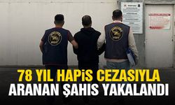 78 yıl hapis cezasıyla aranıyordu… Akhisar’da yakayı ele verdi!