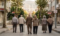 Manisa'da emekliler çalışma hayatından çekilemiyor