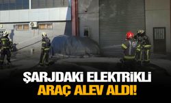 Şarjdaki elektrikli araç alev aldı!