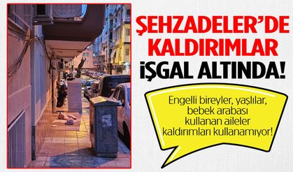 Şehzadeler’de kaldırımlar işgal altında!