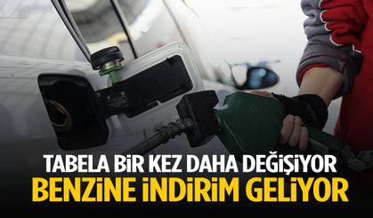 Tabela bir kez daha değişiyor! Benzine indirim geliyor