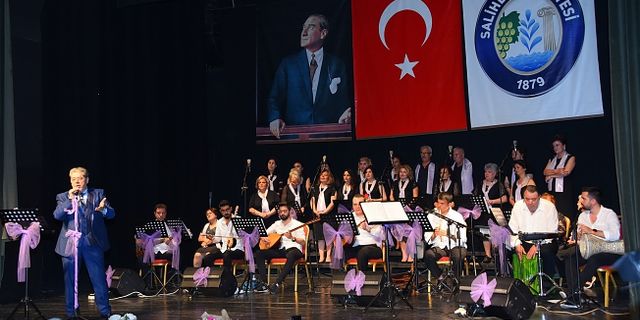 ‘Yurdumun Türküleri’ konserine büyük ilgi