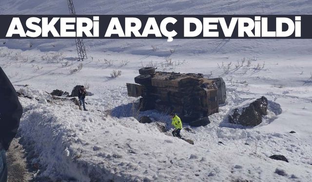 Konvoydaki askeri araç devrildi: 1’i ağır 6 yaralı