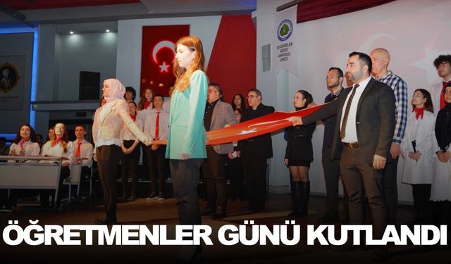 Manisa'da Öğretmenler Günü kutlandı