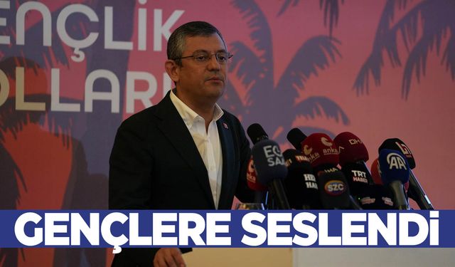 CHP Genel Başkanı Özgür Özel, Manisa'da gençlere seslendi