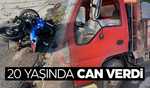 İzmir'de kamyonla çarpışan genç motosikletli yaşamını yitirdi