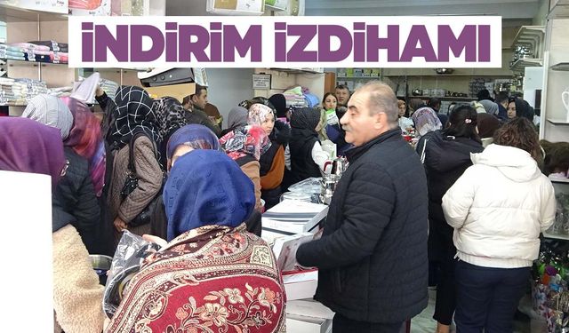 Ege’de izdiham… İndirim haberini duyan mağazaya akın etti!