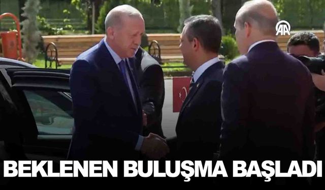 Beklenen buluşma gerçekleşiyor… Erdoğan CHP Genel Merkezi’nde