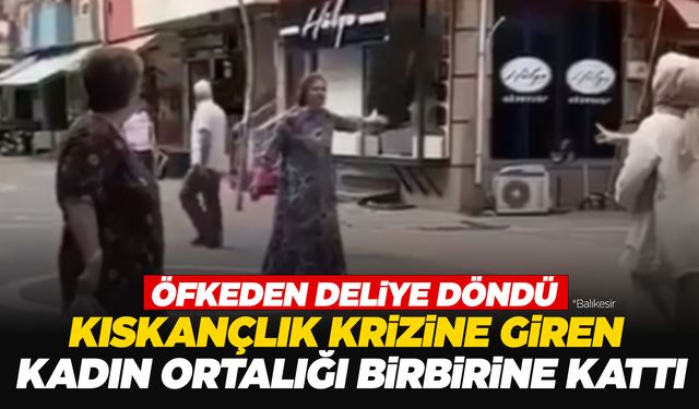 Eski eşi başkasıyla kaçınca sinir krizi geçirdi! Dükkanı taşladı!