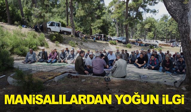 Manisalılar geleneği yaşatıyor… Geleneksel hayıra ilgi yoğun