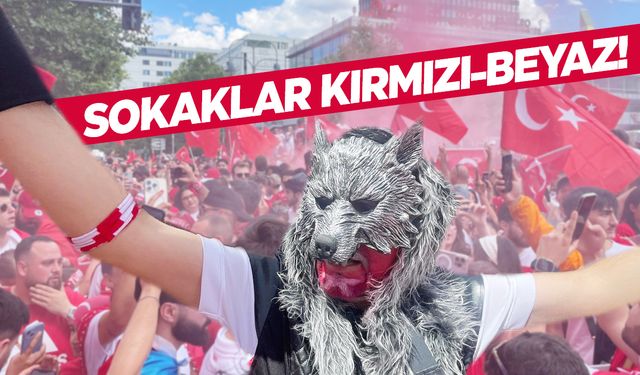 Heyecan zirvede! Türk taraftarlar sokakları kırmızı-beyaza boyadı!