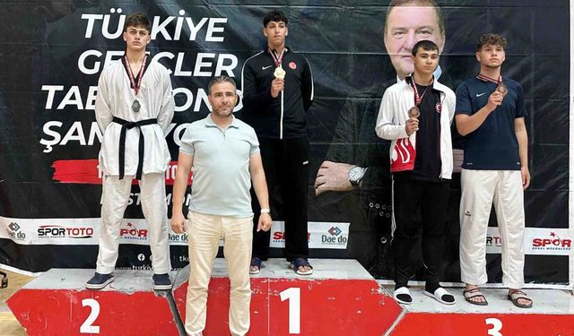 Yunusemreli taekwondocudan gümüş madalya…