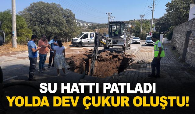 Ege’de su hattı patladı! Yolda dev çukur açıldı