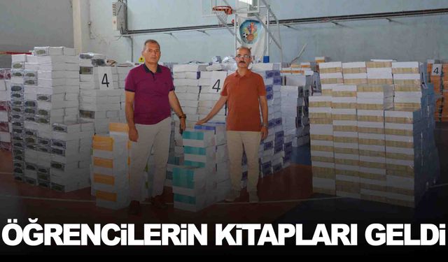 Öğrencilerin kitapları geldi