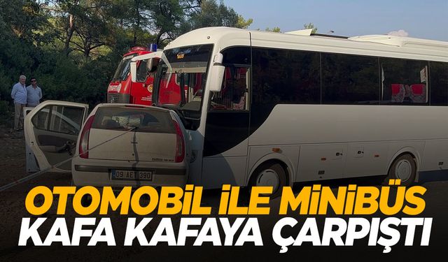 Otomobil aniden şerit değiştirdi... Karşı yönden gelen minibüsle kafa kafaya çarpıştı!