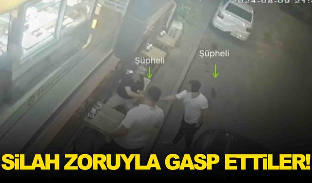 İzmir’de yaşandı… Silah zoruyla gasp ettiler!