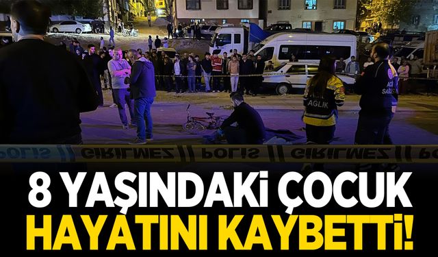 8 yaşındaki çocuğa otomobil çarptı