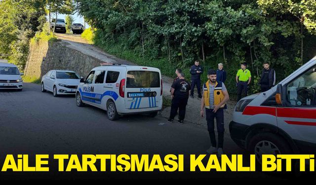 Babasını ve annesini bıçakladı… Baba kurtarılamadı!