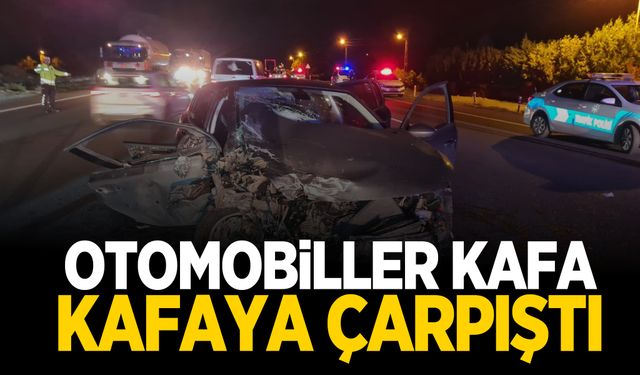 İki otomobil kafa kafaya çarptı: 7 yaralı