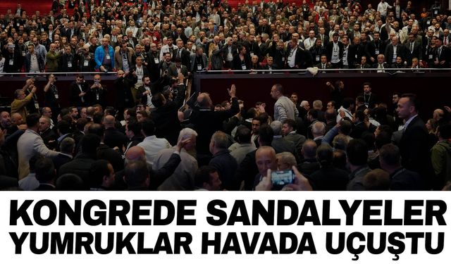 Olaylı Beşiktaş kongresi! Sandalyeler havada uçuştu