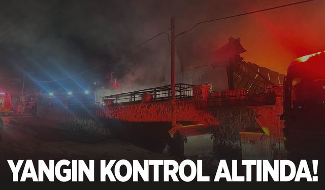 İzmir’de tekstil fabrikasında çıkan yangın kontrol altına alındı