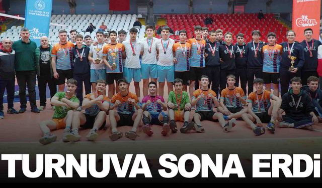 Voleybol gençler il birinciliği sona erdi