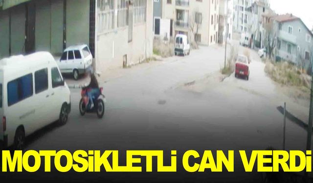 Ege’de feci kaza… Minibüs ile motosiklet çarpıştı