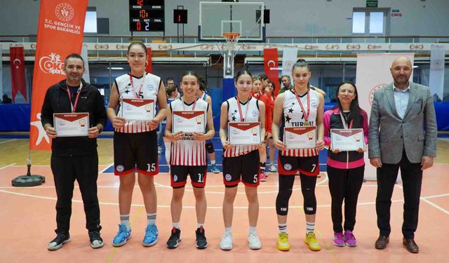 3x3 basketbol grup müsabakaları tamamlandı