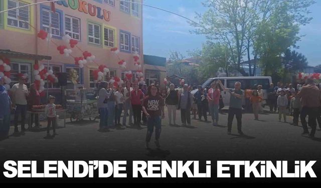 Selendi’de renkli etkinlik: Öğrenciler seyretti, veliler yarıştı