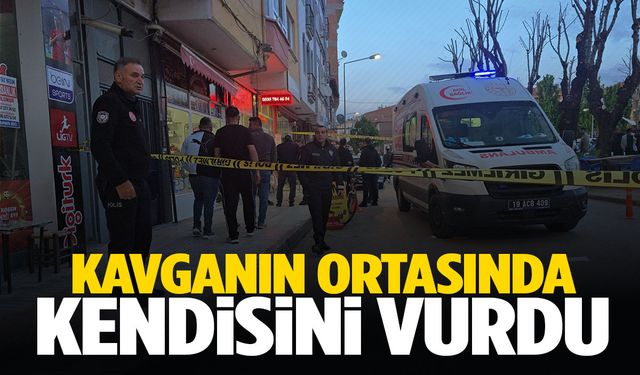 Kavgada çıkardığı silahla kendini vurarak hastanelik etti!
