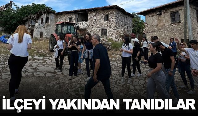 Manisa’nın ilçesinin tarihi güzellikleri gençlerle buluşuyor