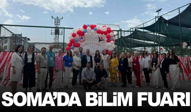 Soma’da bilim şöleni: TÜBİTAK 4006 Bilim Fuarı yoğun ilgi gördü