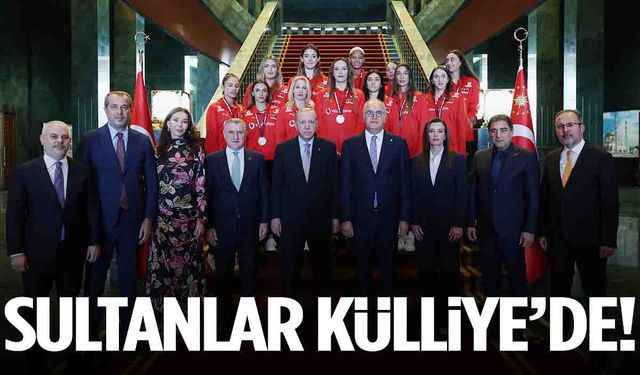 Cumhurbaşkanı Erdoğan Filenin Sultanları ile bir araya geldi