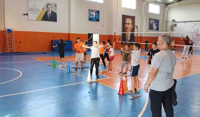 Geleneksel Türk Okçuluğu Sarıgöl’de canlanıyor