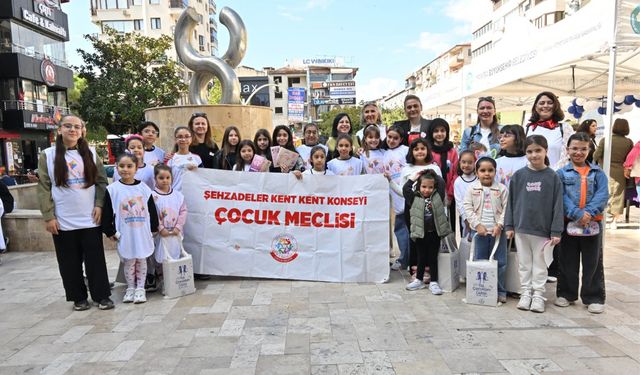 Manisa’da Dünya Kız Çocukları Günü’ne özel farkındalık etkinliği