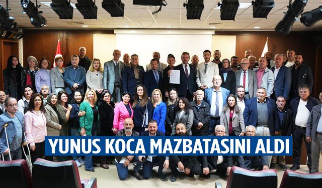 İYİ Parti Manisa’da yeni il başkanı Yunus Koca mazbatasını aldı